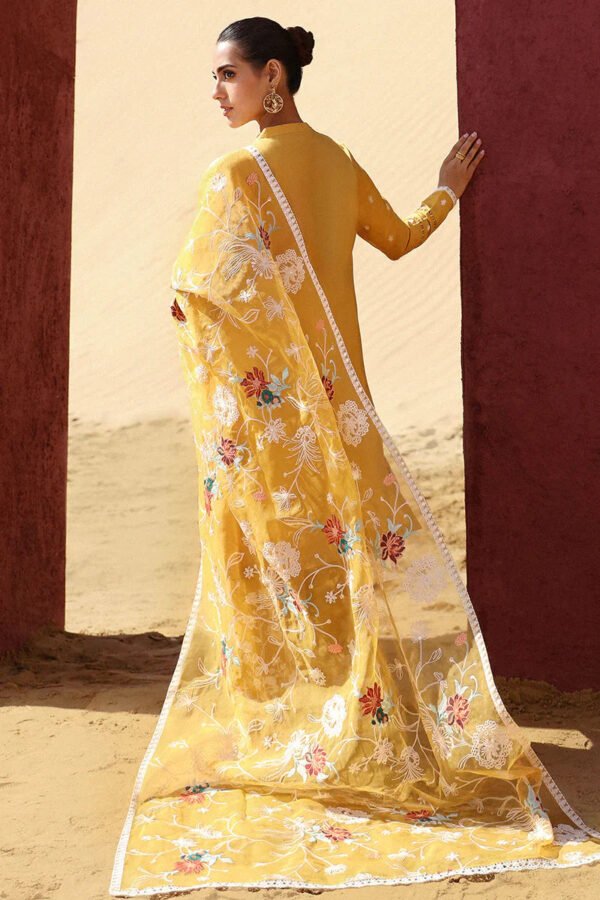 Lawn Unstitched Embroidered 3pc With Organza Embroidered Dupatta - Image 3